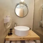 Pericles Hotel 3*