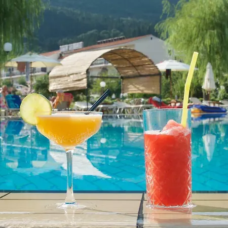 Pericles Hotel 3*