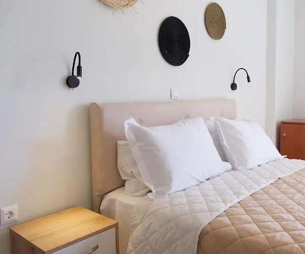 Pericles Hotel 3*